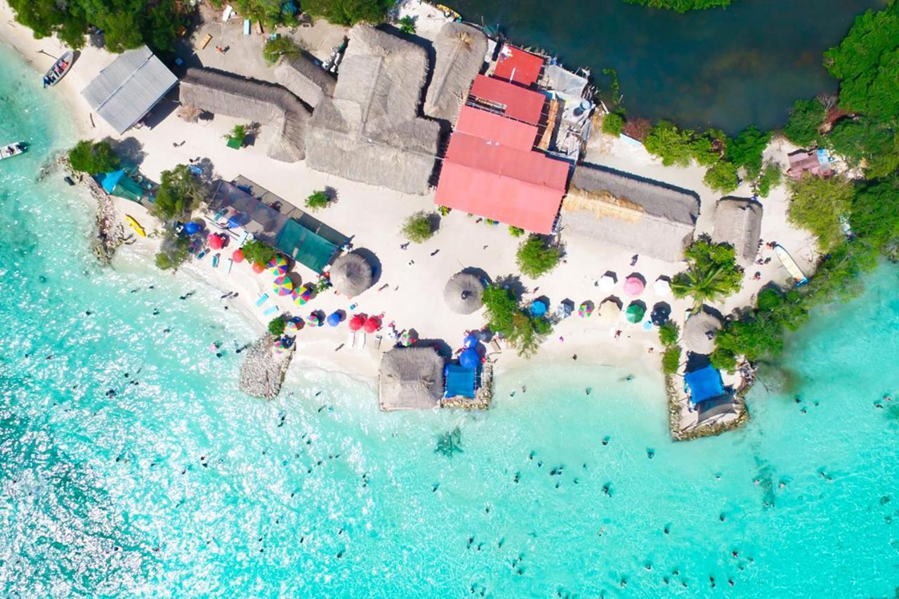 Отель Puerto Caracol Остров Мукура Экстерьер фото